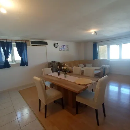 Apartment Branko *