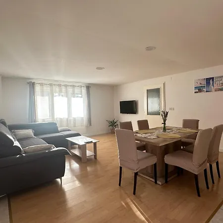 Apartment Branko With Free Parking Place *