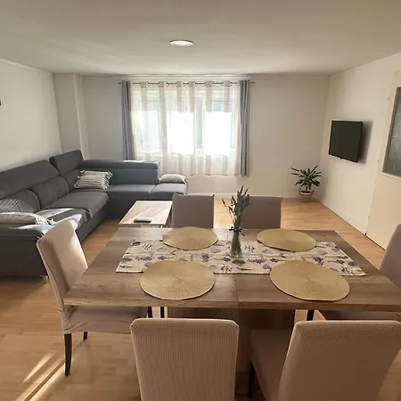 Branko With Free Parking Place *